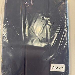 iPad 11-Inch Light Grey Case‎ - New